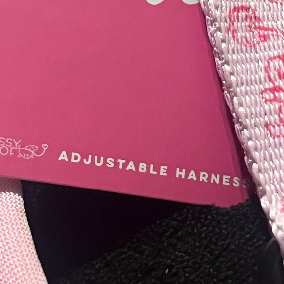 Dog Harness Barbie Sassy Woof  Large Dog Harness . New - Picture 4 of 6